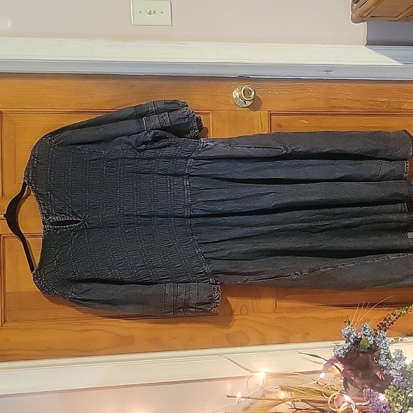 Women's Terra & Sky jean dress color dark black size 2X. - Picture 5 of 8